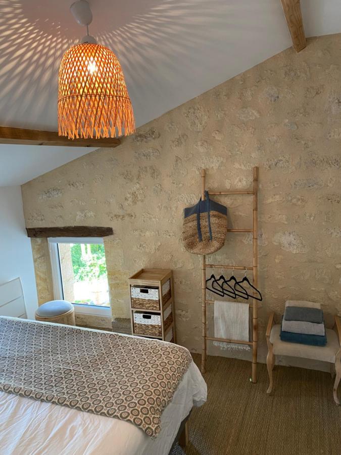 Le Sarment Bed & Breakfast Grezillac Exterior photo